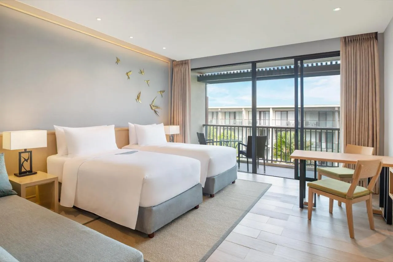 *****  Le Meridien Khao Lak Resort & Spa Thailand