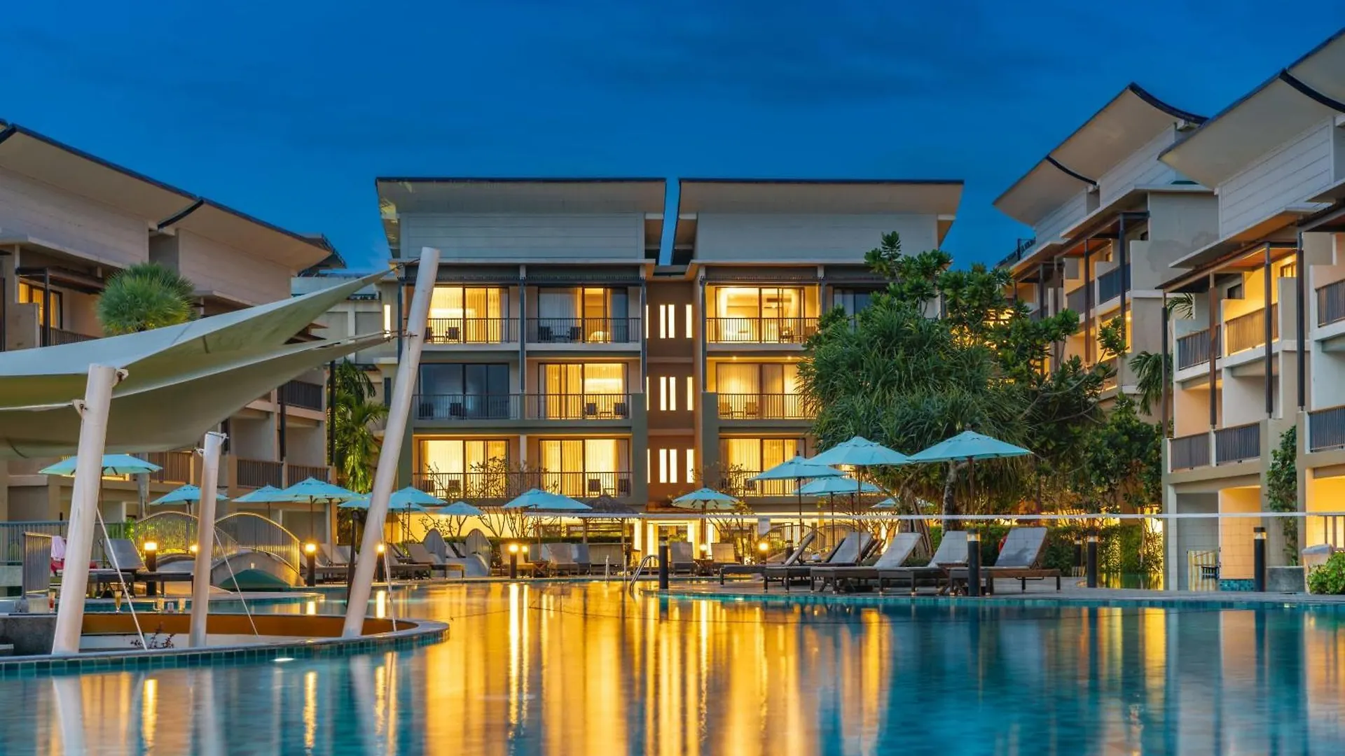 Le Meridien Khao Lak Resort & Spa