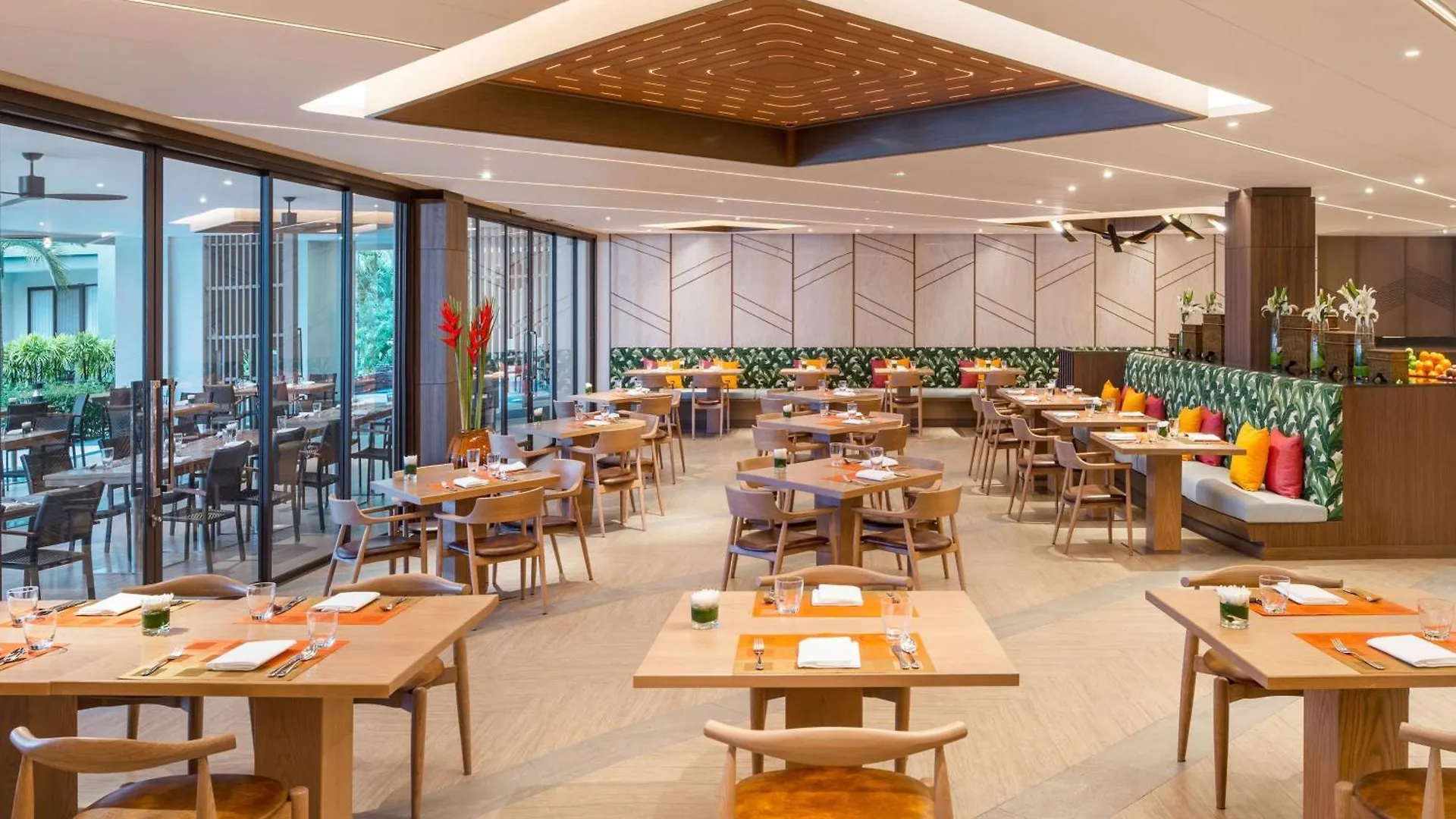 Le Meridien Khao Lak Resort & Spa Thailand