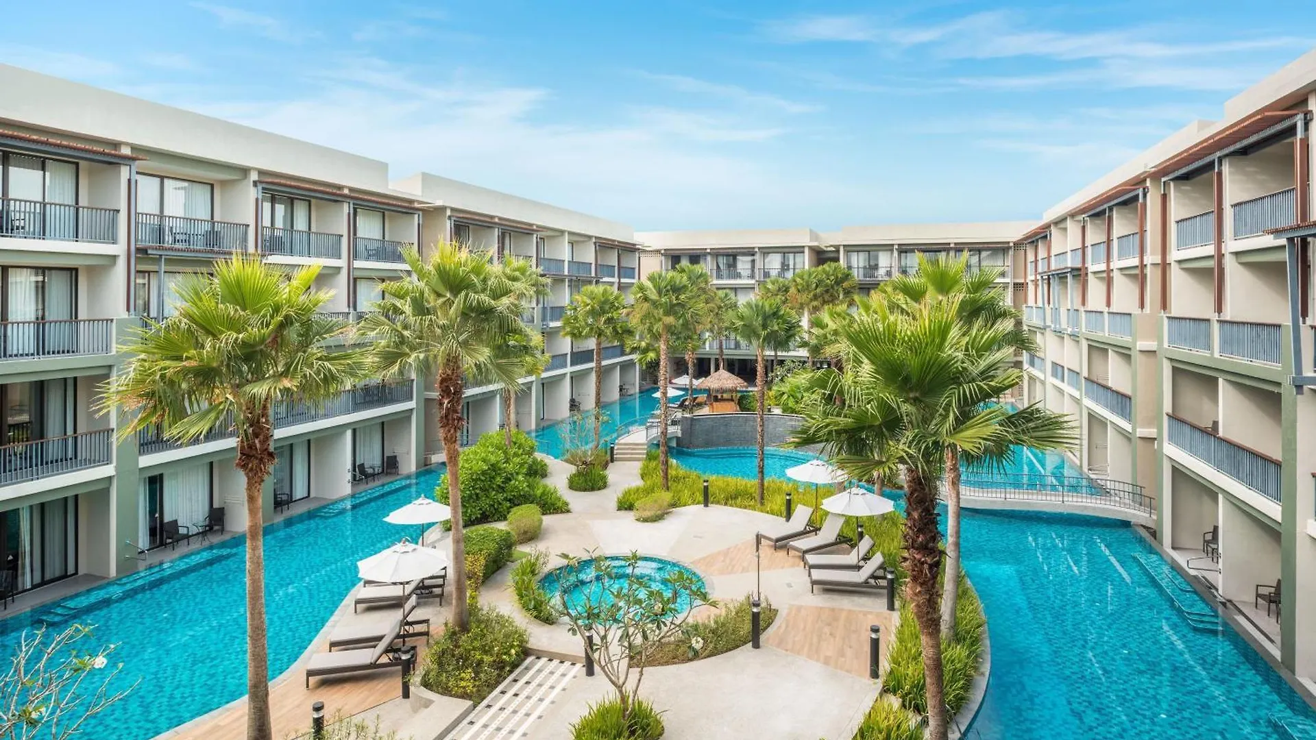 Resort Le Meridien Khao Lak Resort&Spa - SHA Extra Plus