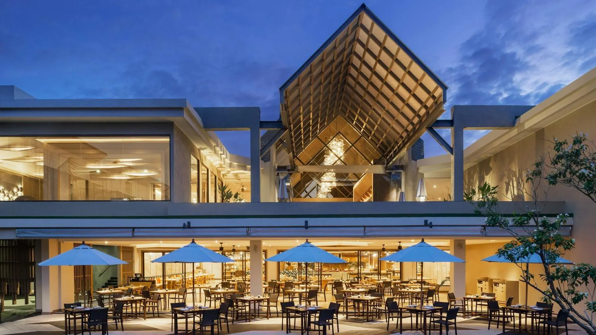 Le Meridien Khao Lak Resort&Spa - SHA Extra Plus Resort